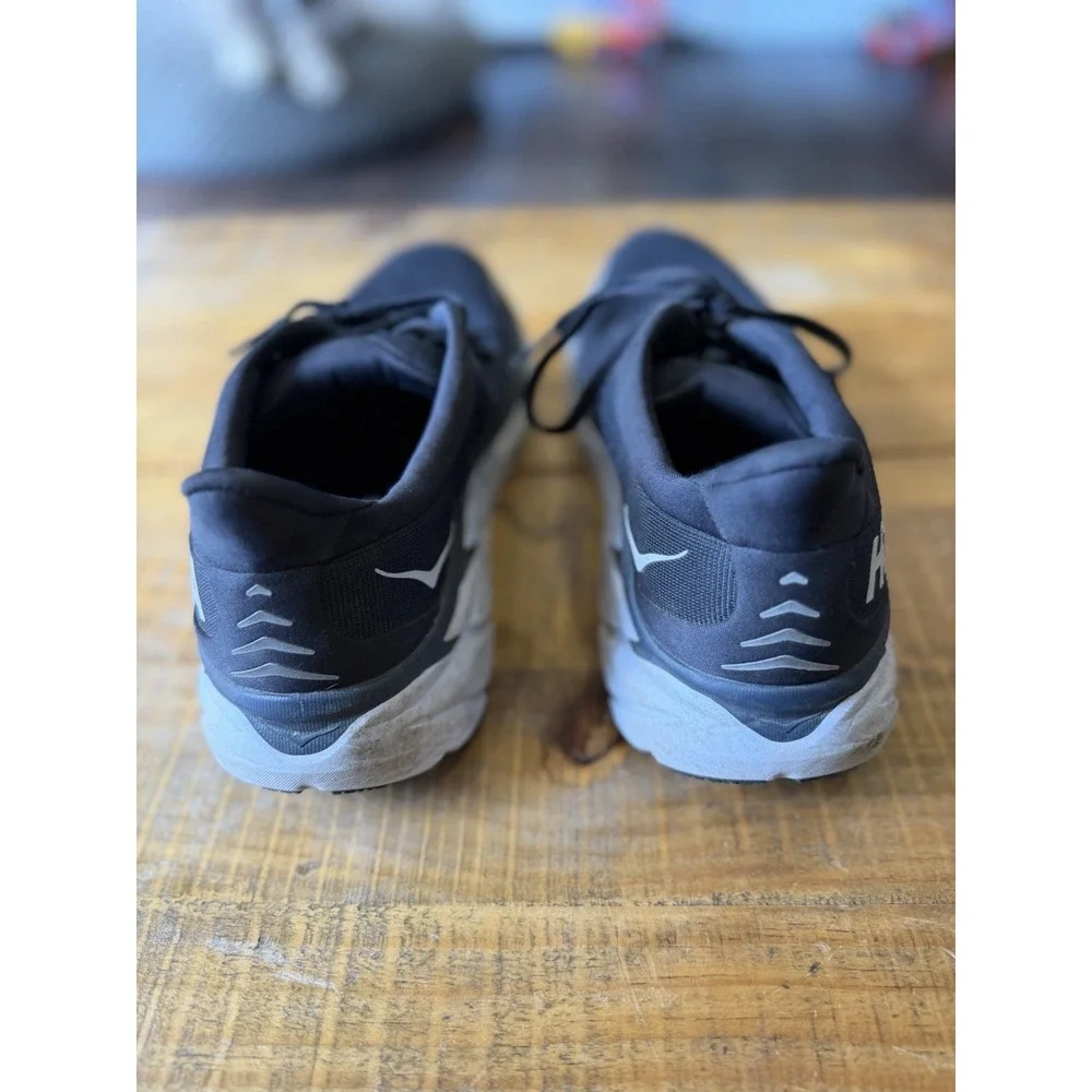 Hoka One One Clifton 8 Black White Women's Running Shoes 10B 1119394 BWHT